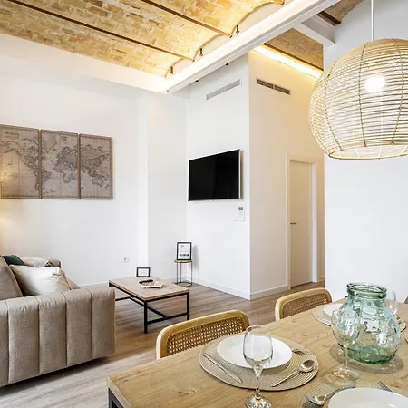 Aire Holidays Валенсия