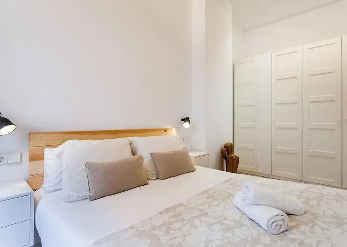 Aire Holidays * 瓦伦西亚